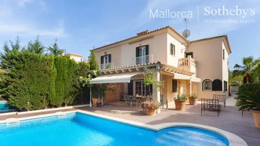 Beautiful semi-detached house in Puig de Ros Beautiful semi-detached house in Puig de Ros